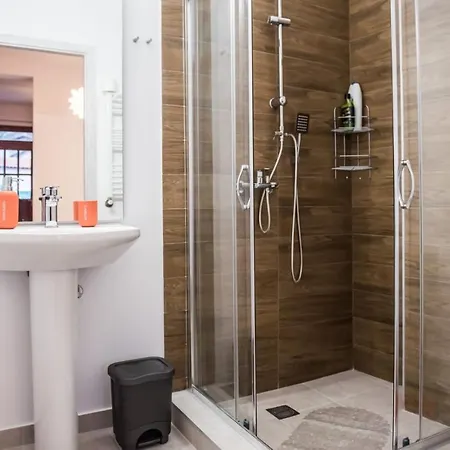 Orange Geranium Appartement *